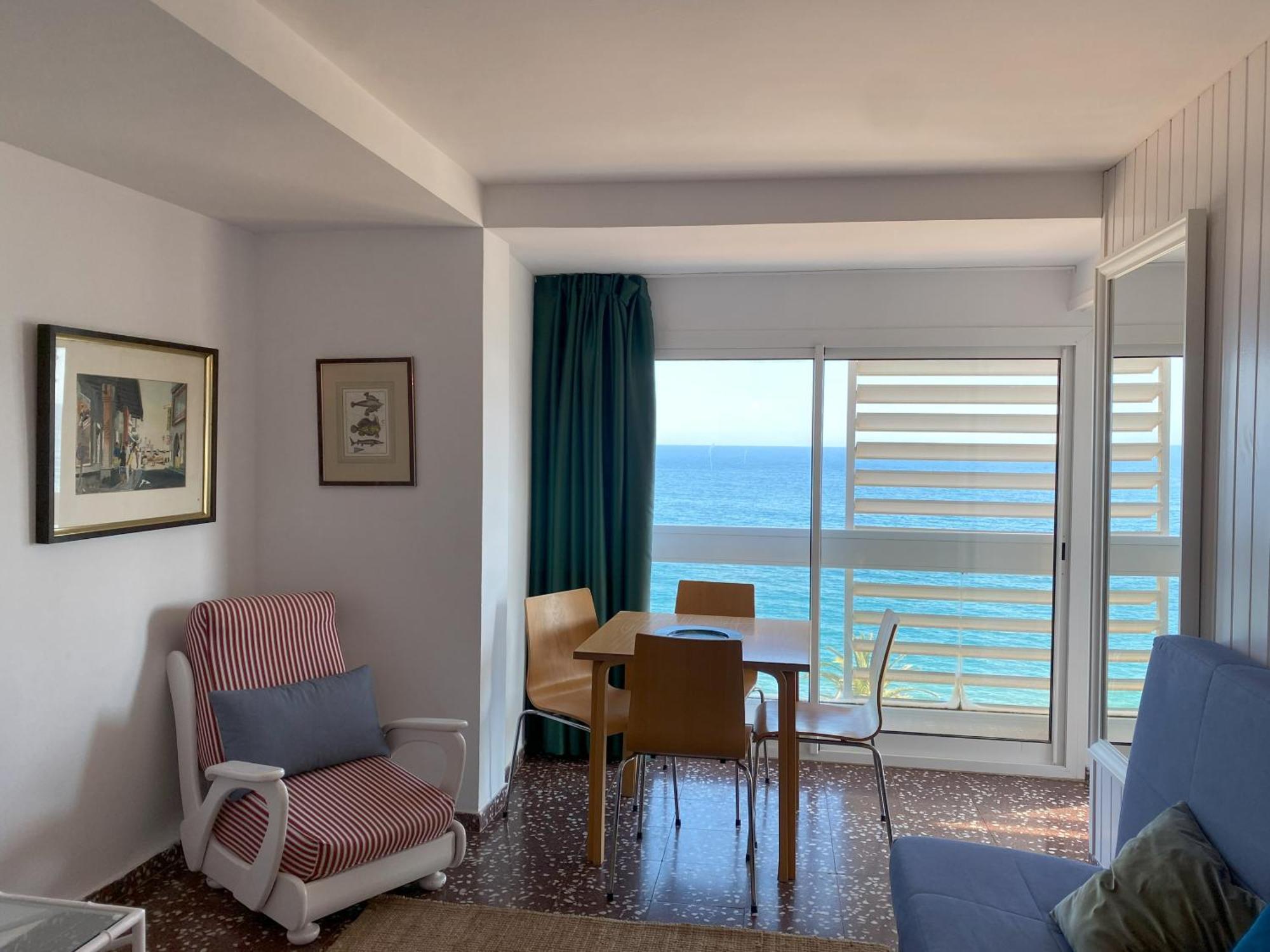 Mediterranean Apartment In Lloret De Mar Next To The Sea Exterior photo